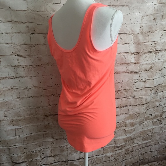 Honeymooning Tank - Picture 6 of 7